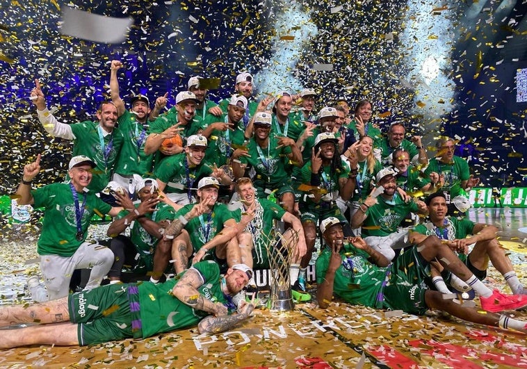 El Unicaja reina en Atenas y agranda su dinastía en la Champions (67-83)